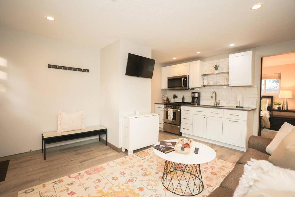 Bridger Hawk Suite Bozeman Bagian luar foto